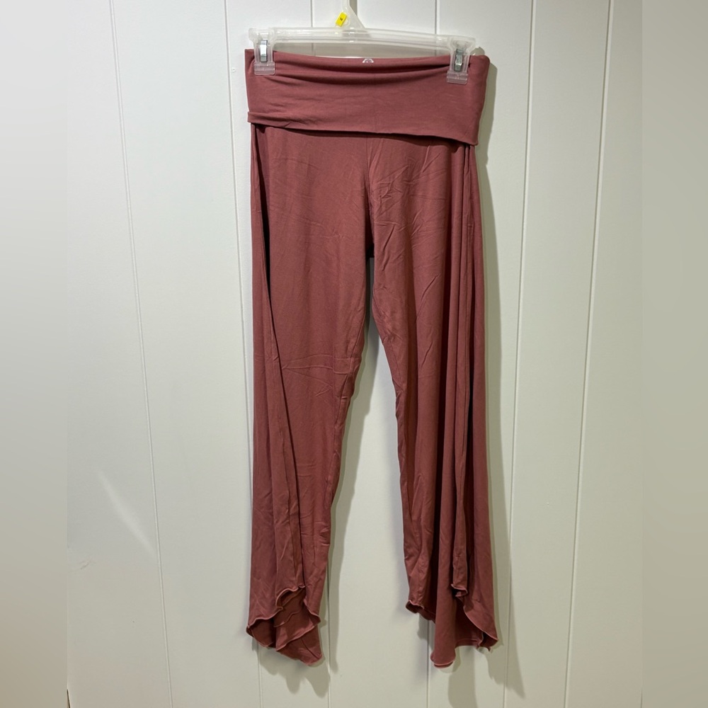 Dusty Rose Flared Yoga Pants